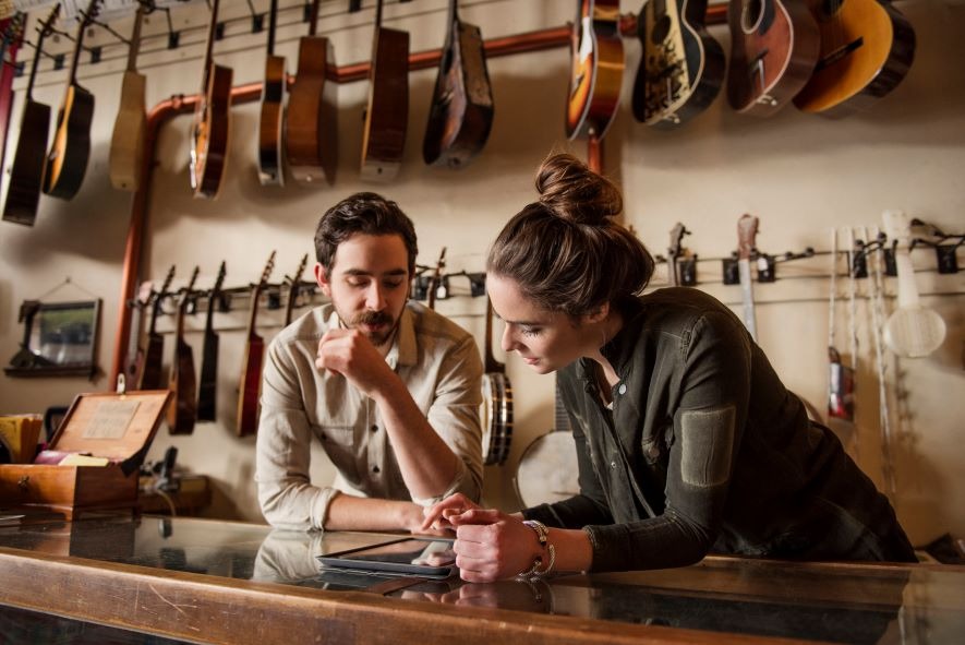 Smart Savings: 8 Creative Ways to Cut Business Costs Without Cutting Corners