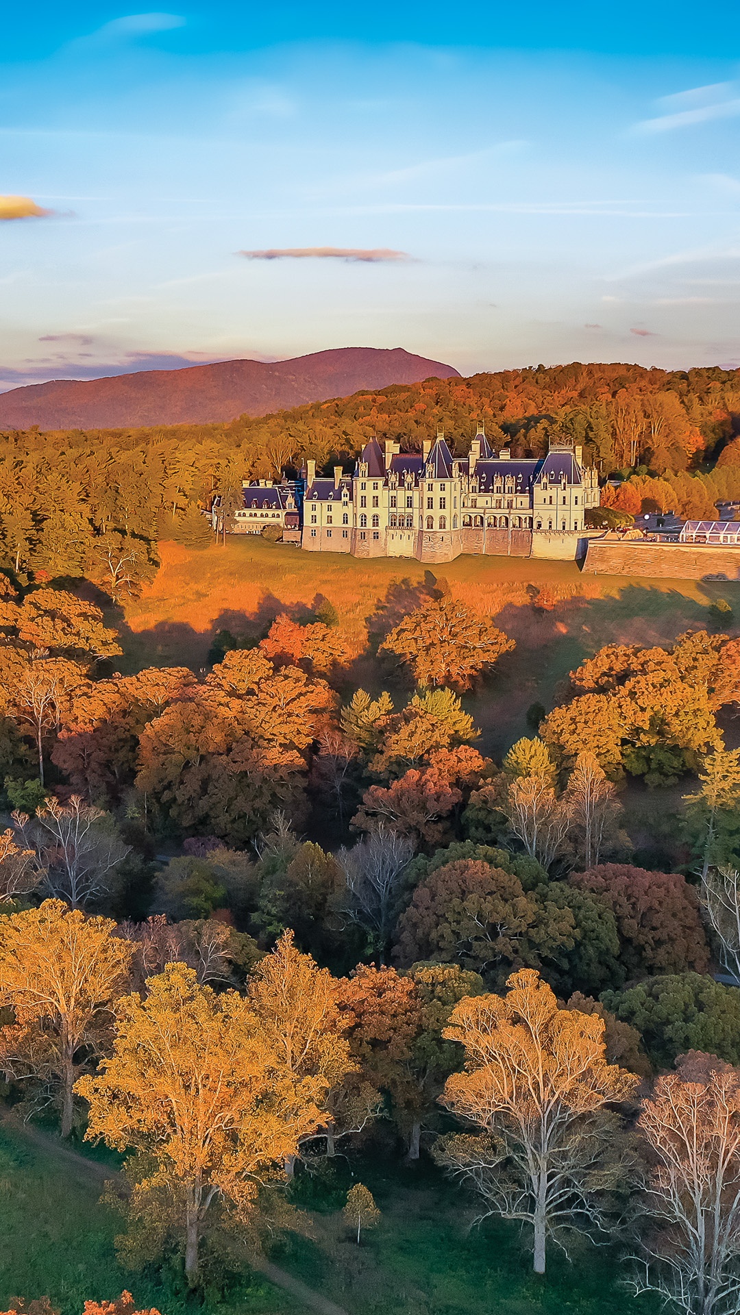 Don’t miss your chance to see fall color at Biltmore.