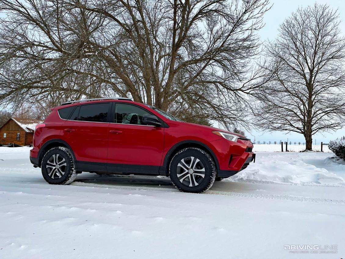snow-performance-testing-toyota-rav4.jpg