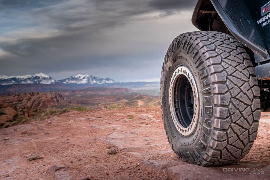 009-all-terrain-or-mud-terrain-tire-which-is-better.jpg