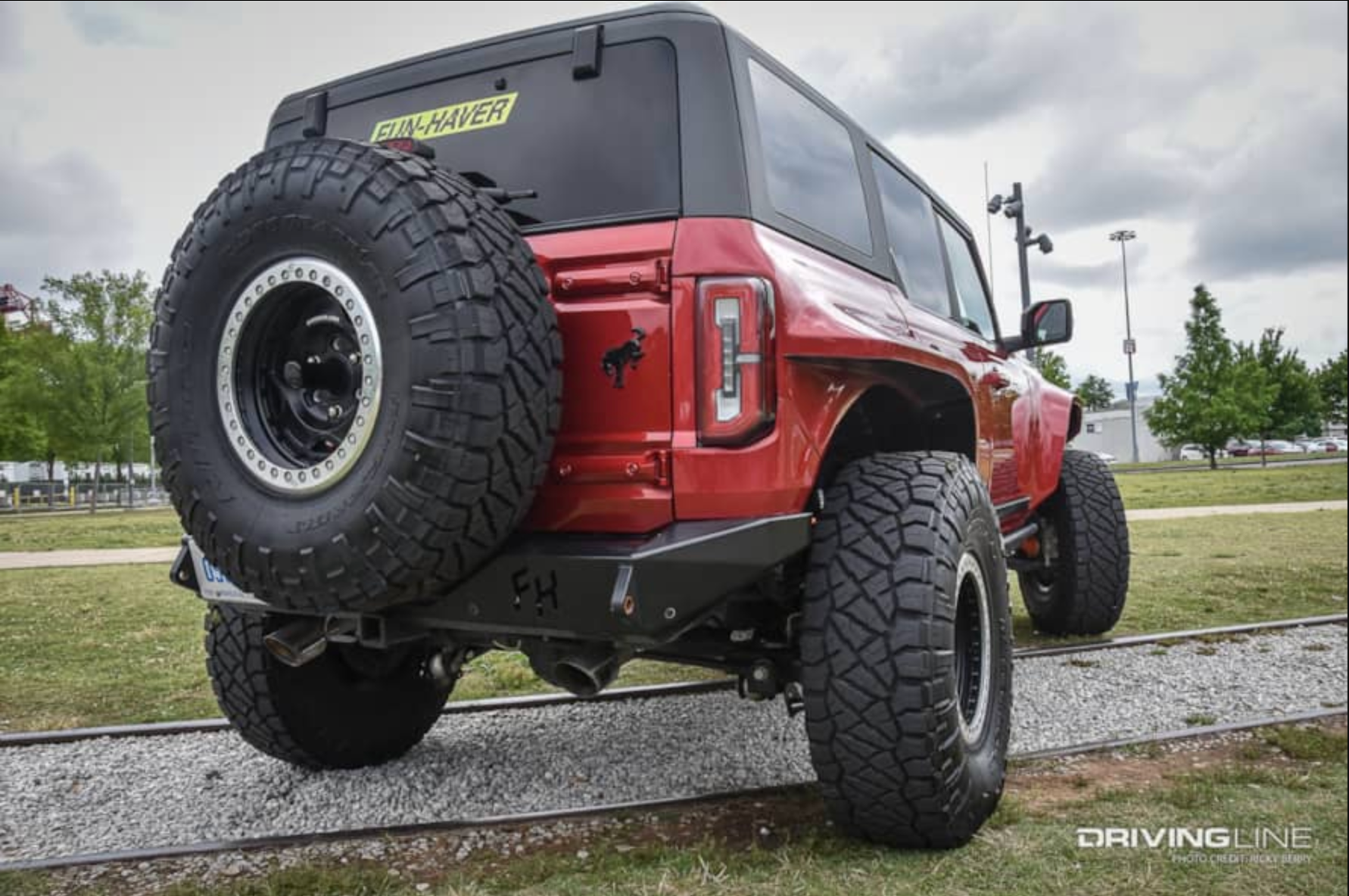ltr-2023-top-red-jeep-grappler.png