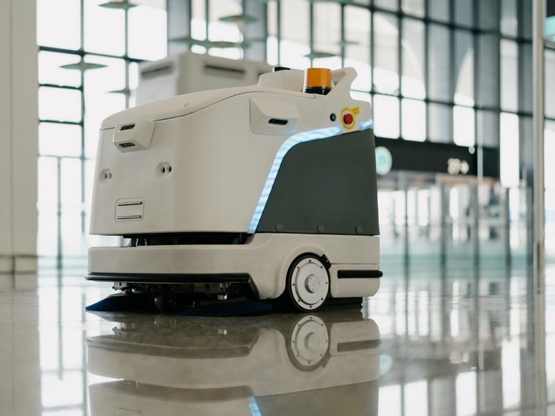 The Rise and Risks of Autonomous Robots in the Workplace